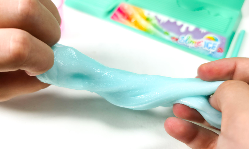 Mixing blue into slime