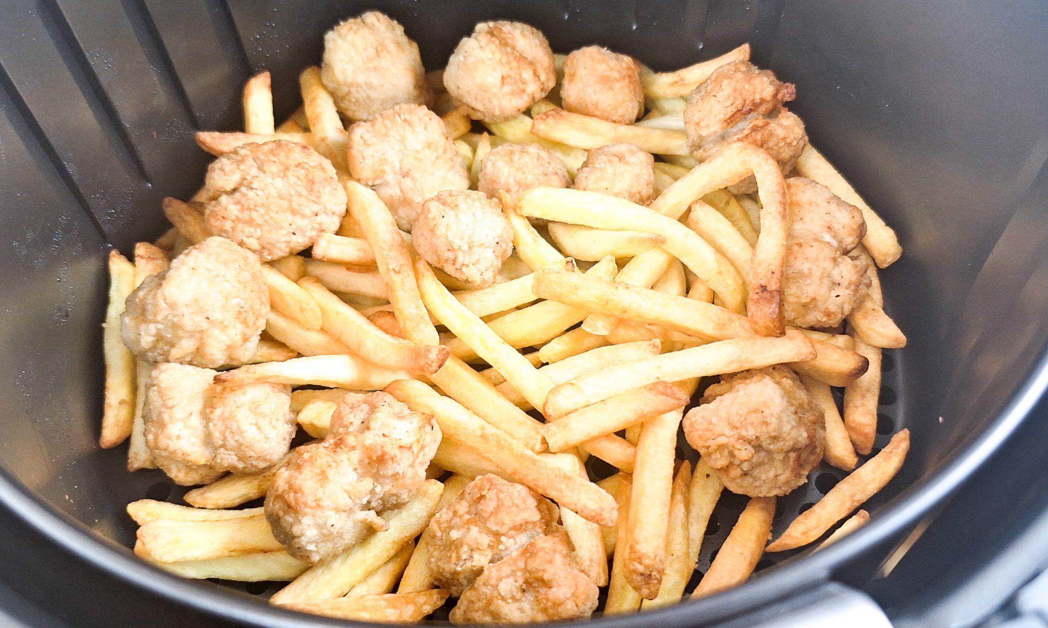 Cooking in Air Fryer meatballs