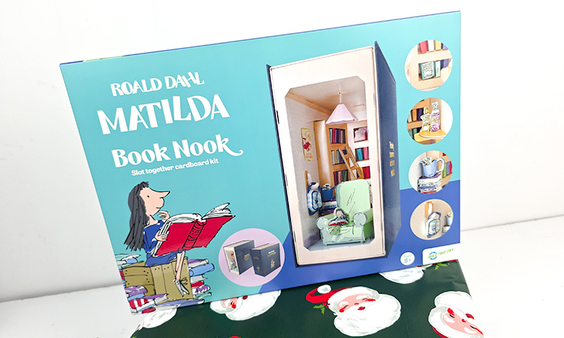 BYO Matilda Book Nook