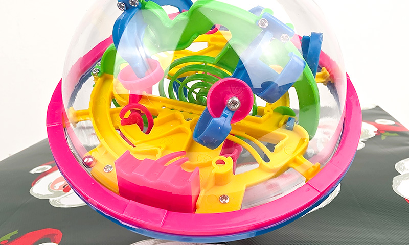 Addict Ball up close