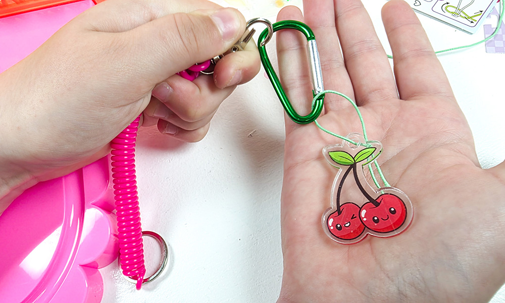 Style 4 Ever DIY Keychain Factory Set cherry keyring building
