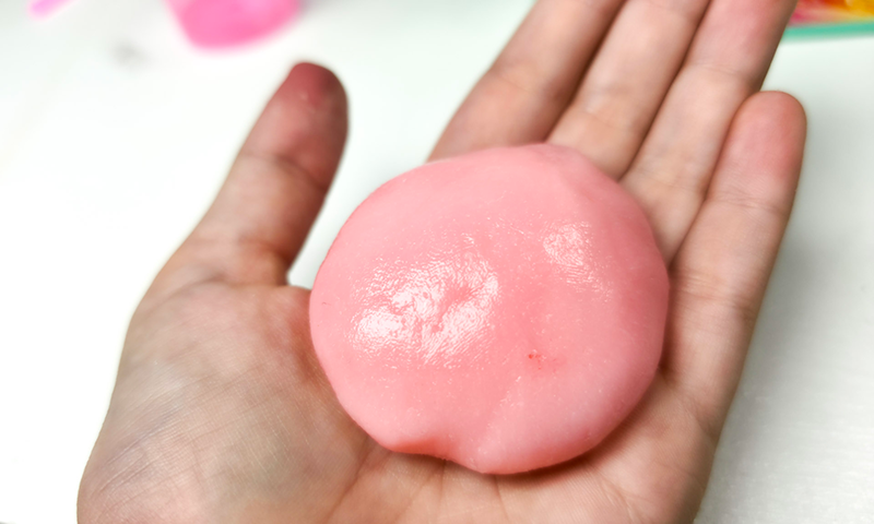 Red mixed slime ball