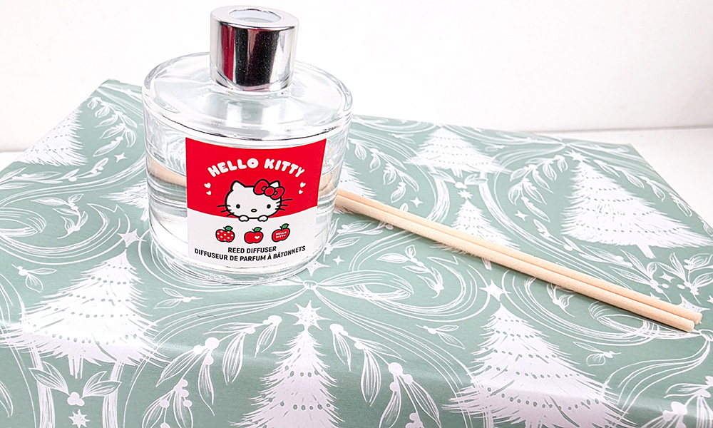 Hello Kitty Apple Collection Reed Diffuser out of box