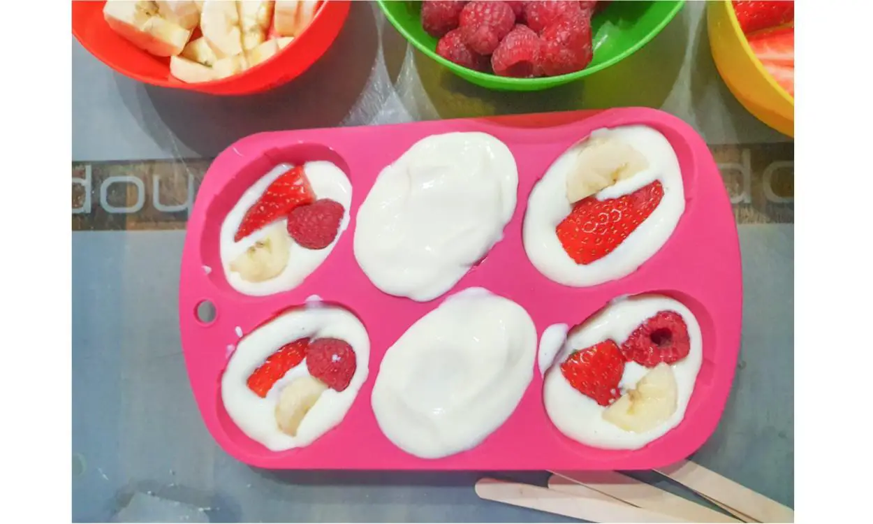 LATEST NEWS Easter Egg Frozen Yoghurt Lollies Recipe Step 3