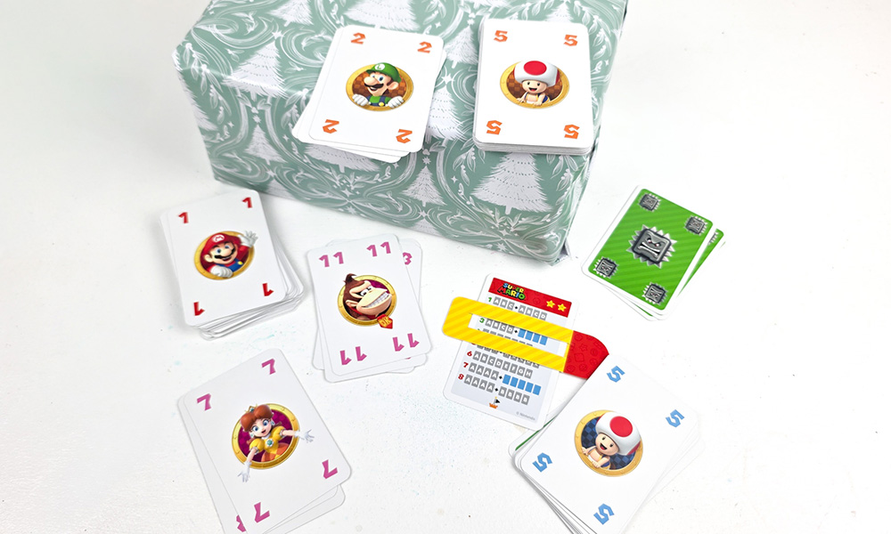 Level 8 Super Mario Card Game out of box