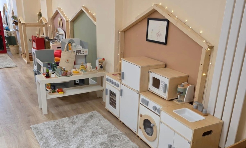 Role Play Centre Moss and Maple Play Cafe gORSEINON