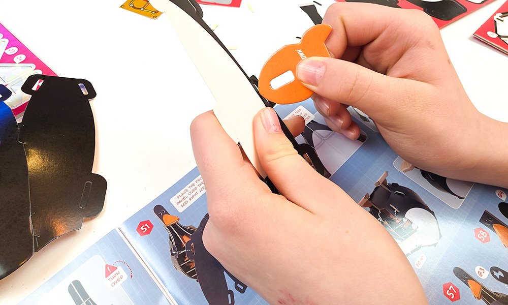Using removal tool up close