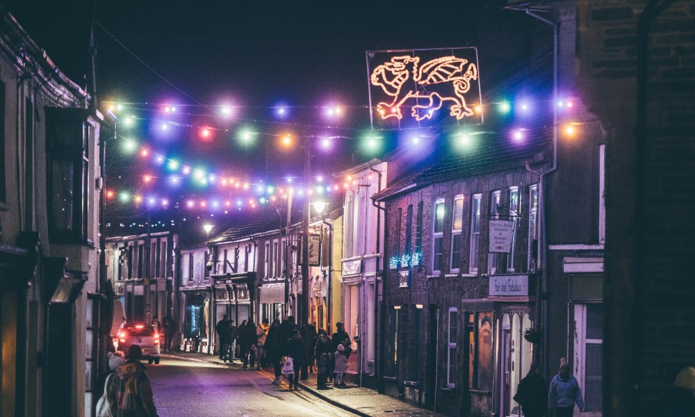 WHATS ON IN CARMARTHENSHIRE Newcastle Emlyn's Victorian Christmas Festival