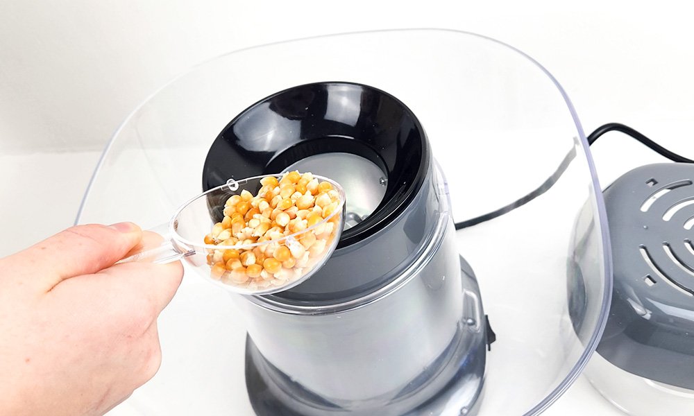 pouring kernel in