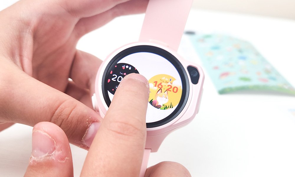 wallpapers on kids smartwatch