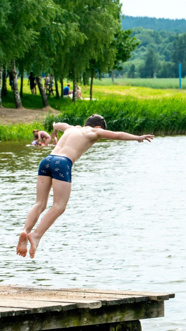 outdoor swimming safety
